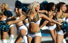 Jaguars-2013-cheerleaders-video