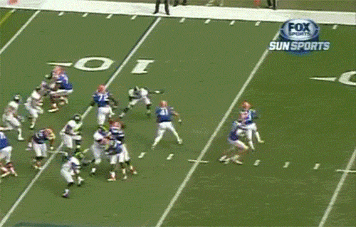 florida-players-block-each-other-during-georgia-southern-game-b
