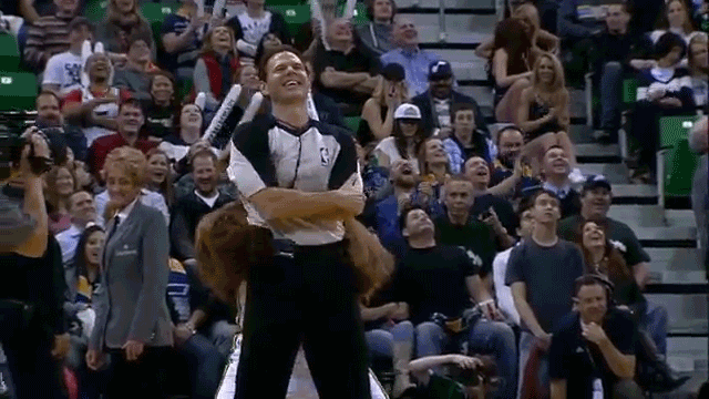 NBA ref dances with Jazz bear