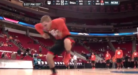 Kevin Canevari Pregame dance