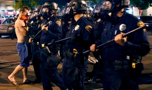Arizona riot police zona wisconsin