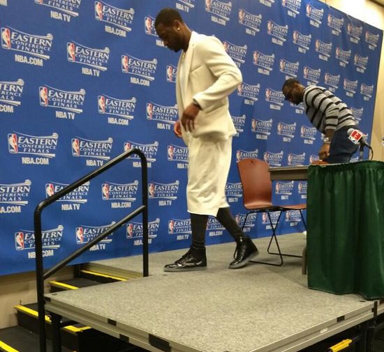 Dwyane Wade gets meme treatment for his outfit at Game 3 of NBA Finals