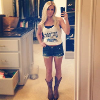 The 10 Hottest Kelly Hall Photos, Matt Stafford's Girlfriend