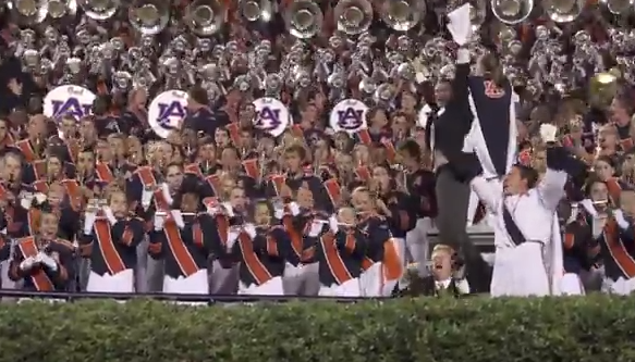 Auburn band reaction Chris Davis' return