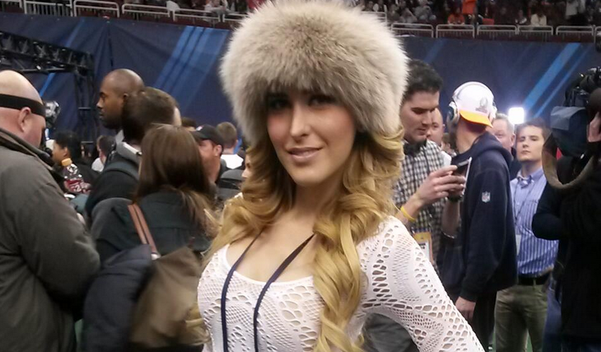 Mariana González Super Bowl